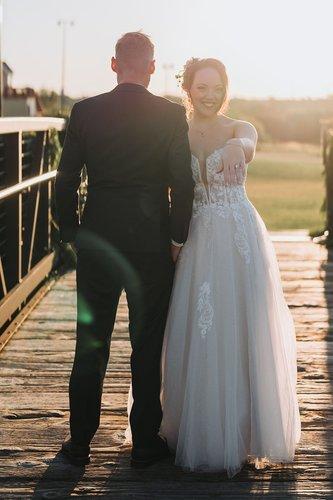 mobile - carousel-hero-element image-1